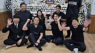 演员金浩昌追悼已故李容柱：“在我考虑退出演艺圈时，哥哥曾让我相信自己的直觉”