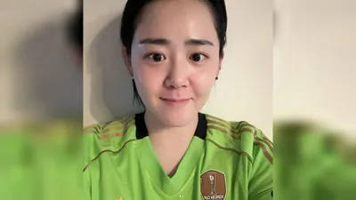 Moon Geun Young presume su belleza juvenil vistiendo el uniforme de Jeonbuk Hyundai... revela su actualidad