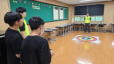 Centro de Bienestar Social de Woongsang realiza educación de liderazgo de generosidad para jóvenes…