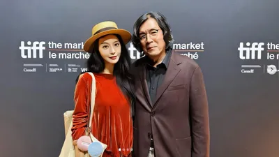 ファン・ビンビン、トロントでイ・チャンドン監督と遭遇…熱狂的なファンであることを証明