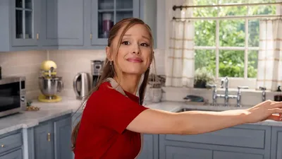 Second Trailer for Movie ‘Meet Parents 4’ Released… Teasing Confrontation Between Ben Stiller and Ariana Grande
