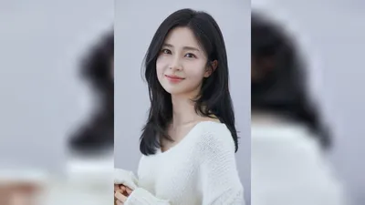 ペク・ジニ、来年1月23日に結婚…カナダで出会った一般男性と夫婦の縁を結ぶ