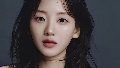 Cho Yi-hyun reveals new profile photos... showcasing diverse charms starting in October