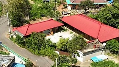 Gunsan Divorced Couple Living in Main and Annex Houses, to be Released on EBS on October 6