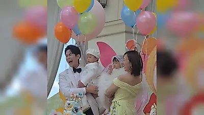 Won Hyuk asiste a la fiesta del primer cumpleaños de los gemelos de Son Min-su e Im Ra-ra... "Los hijos ajenos crecen rápido"