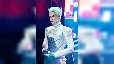 Chinese Actors Turn to Concerts as Film and TV Work Declines