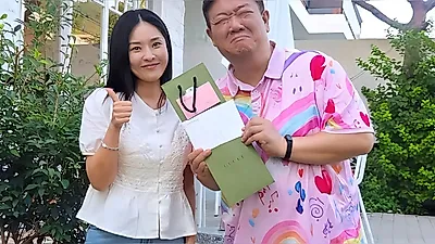Han Yun-seo, getting married on the 11th, delivers wedding invitation to Yoo Min-sang… A joke left on SNS