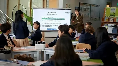 Seo Hyun-jin to play elementary school librarian Kang Ji-seon in MBC's new Friday-Saturday drama ‘Liar’